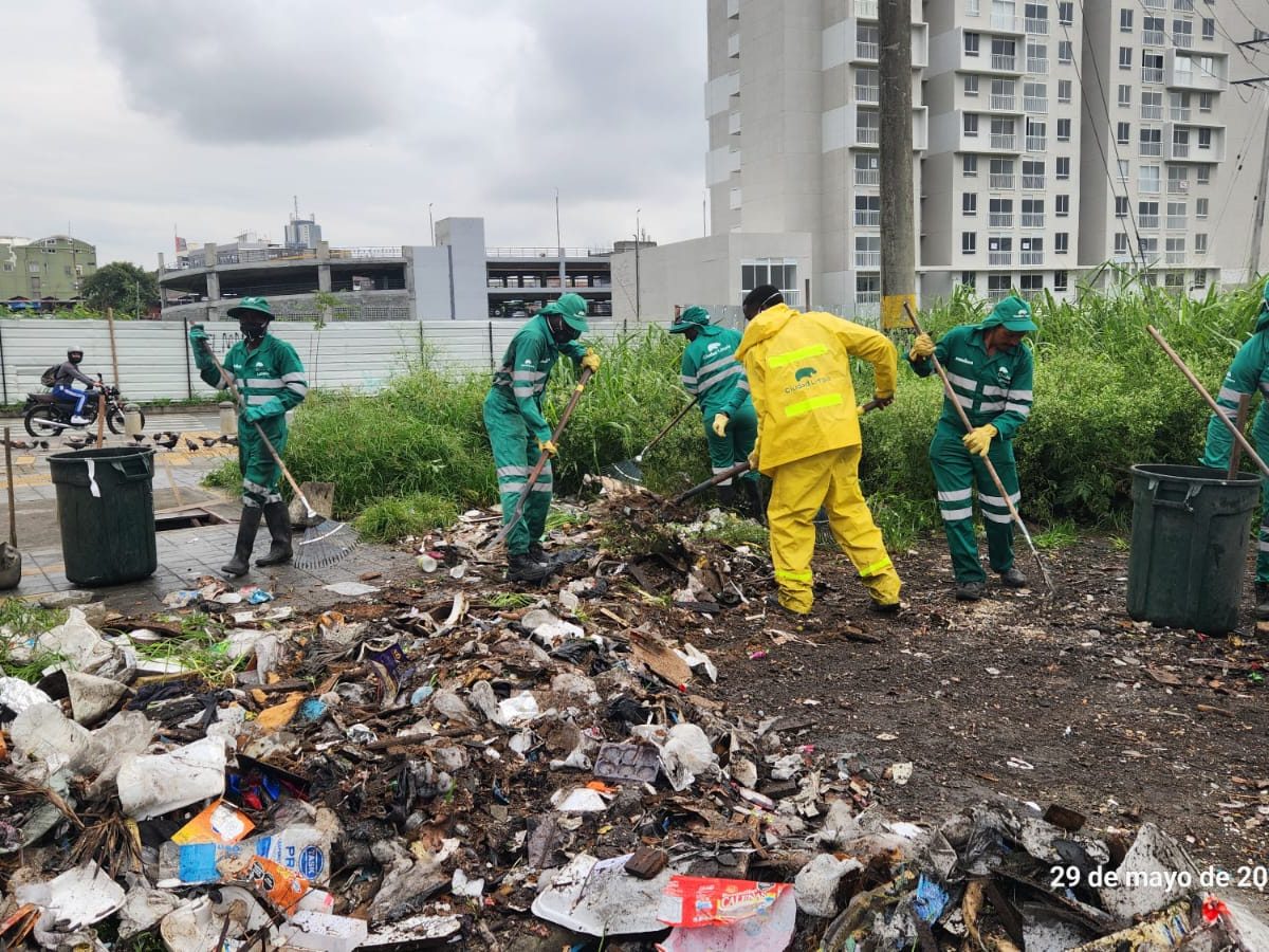 7102eb7b-6ba6-476c-9a5f-007234381bbc